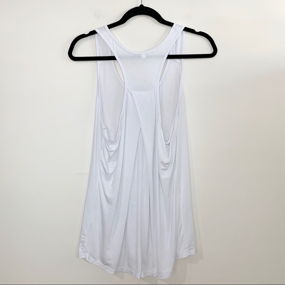 🌸MIPPO Women's White Split Racerback Workout Tank - Picture 4 of 7